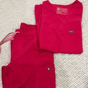 HOT PINK FIGS SCRUB SET